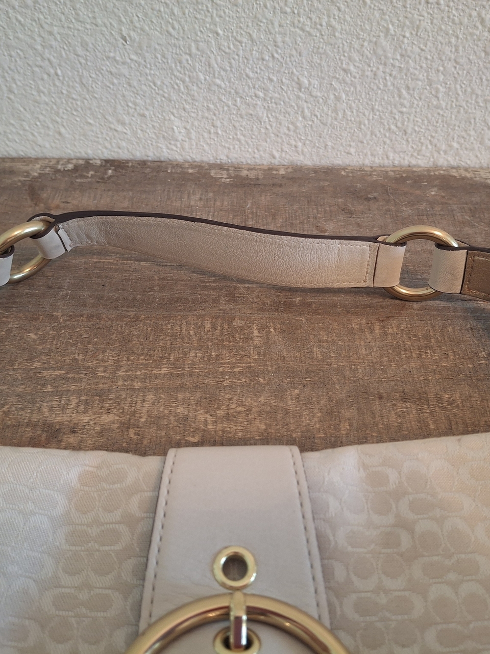 Vintage Y2K Coach Soho Shoulder Bag in Cream - Picture 8 of 12